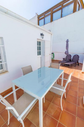 RentalSevilla Luminoso apartamento con terraza a orillas del río